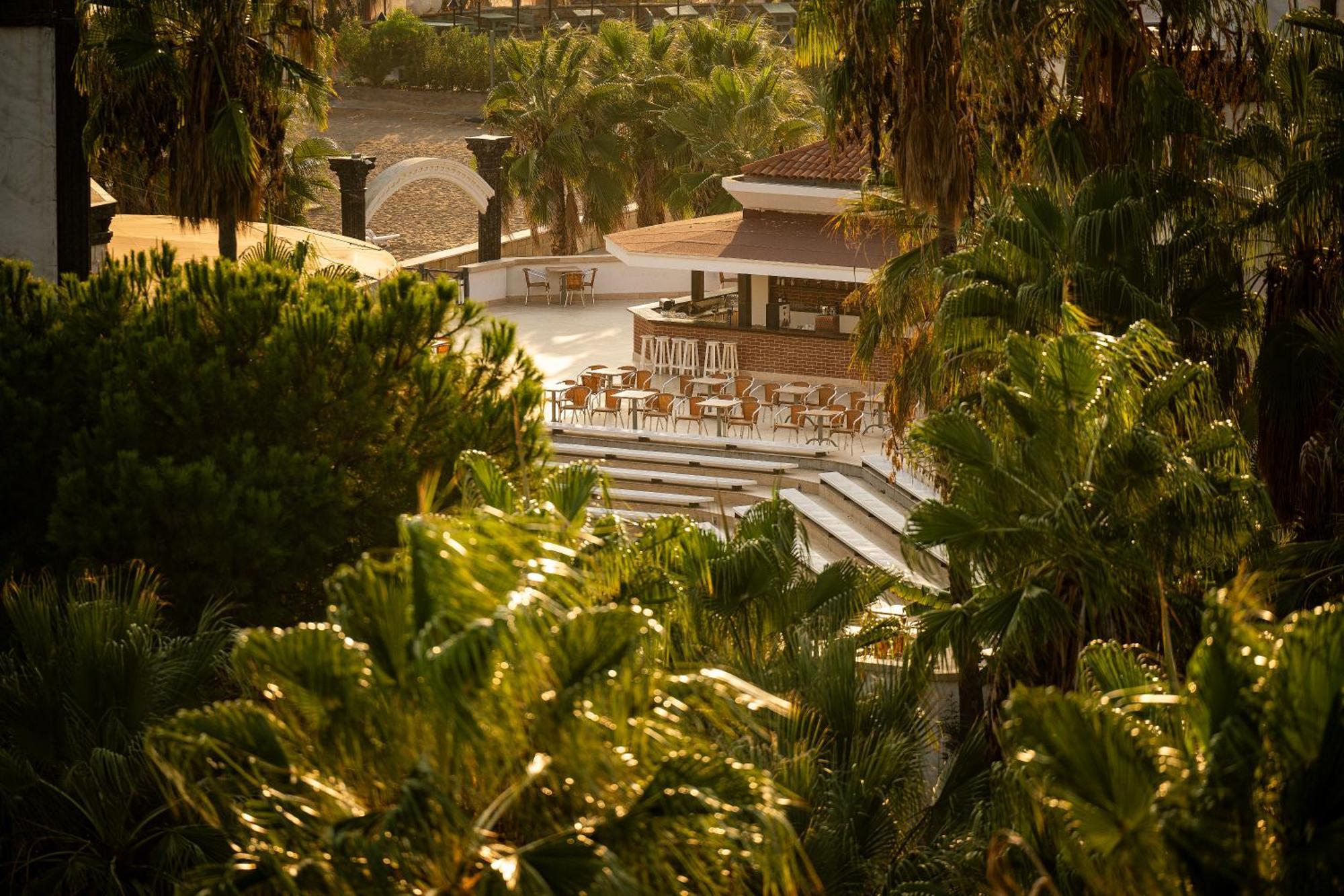 Adora Hotel & Resort Belek Eksteriør billede