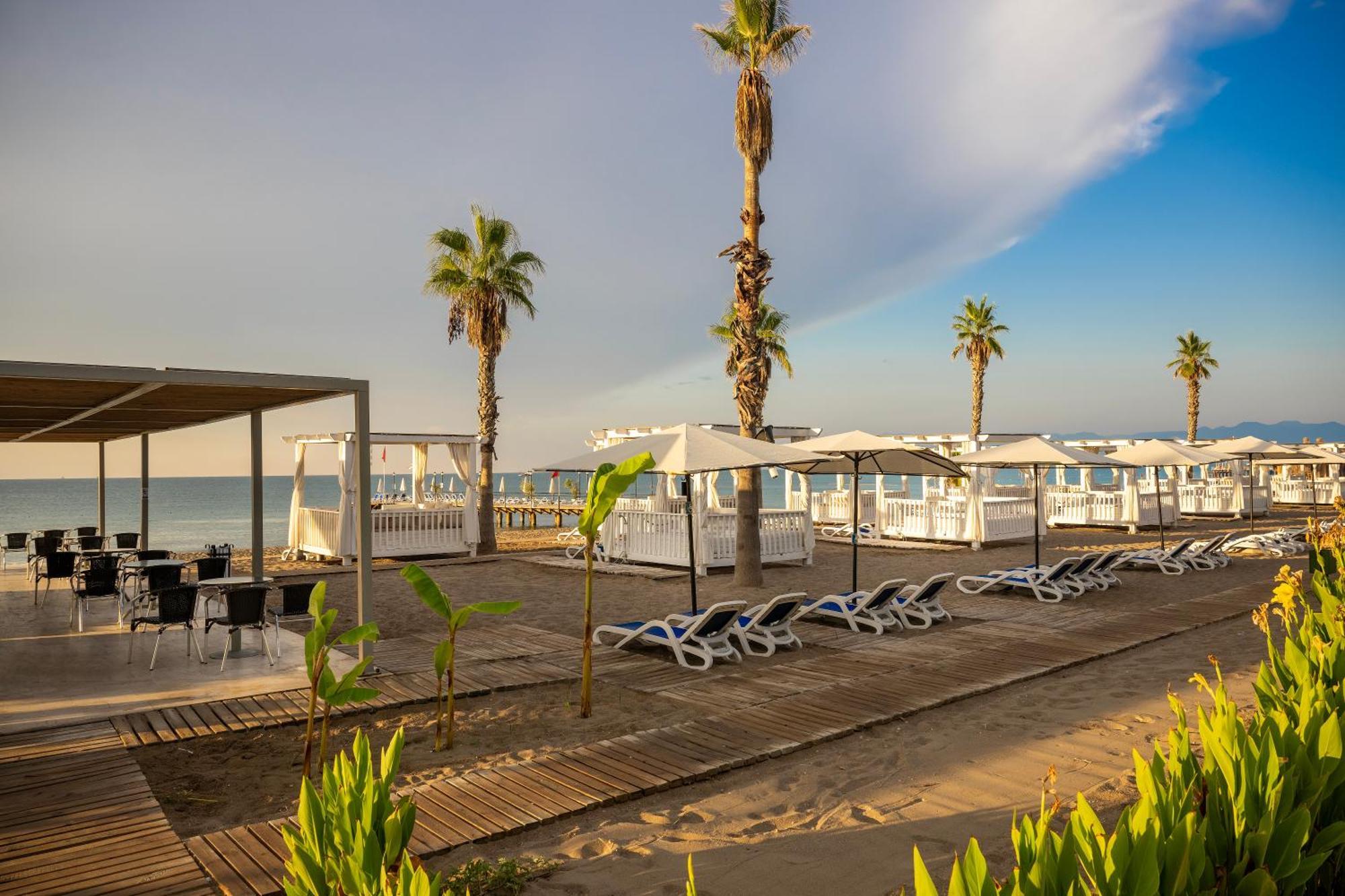 Adora Hotel & Resort Belek Eksteriør billede
