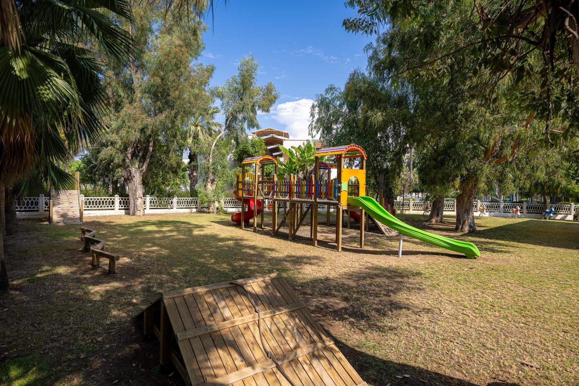 Adora Hotel & Resort Belek Eksteriør billede
