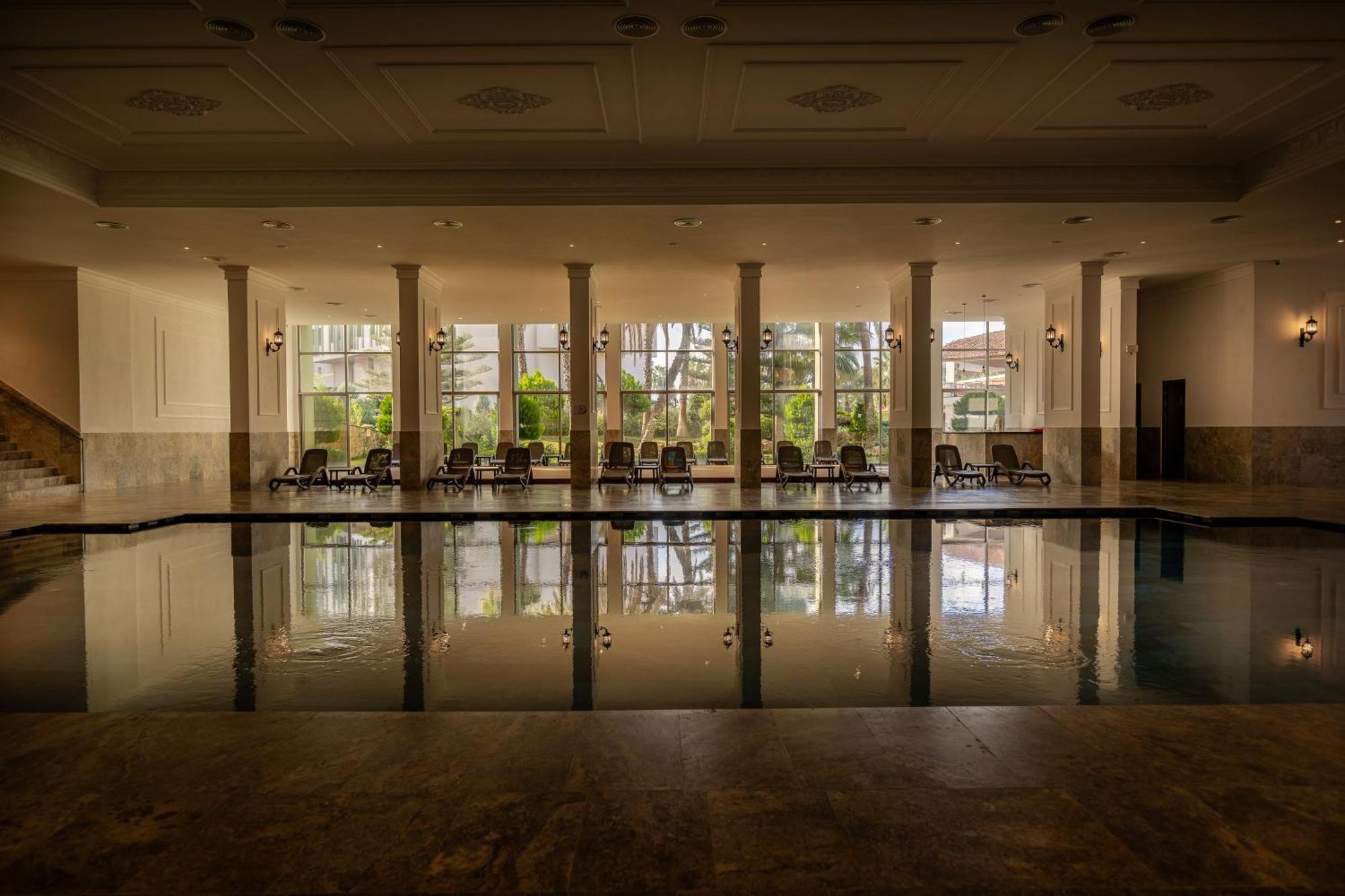 Adora Hotel & Resort Belek Eksteriør billede